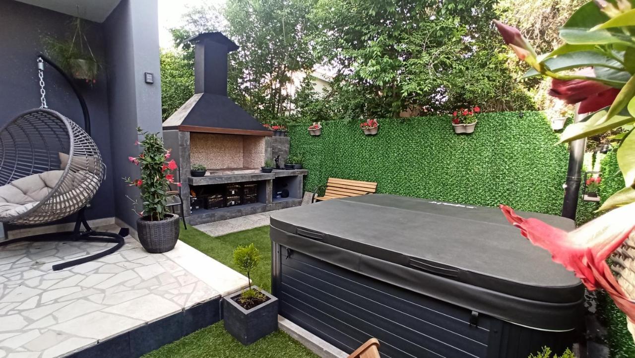 Atrium Apartment Orebic Luaran gambar